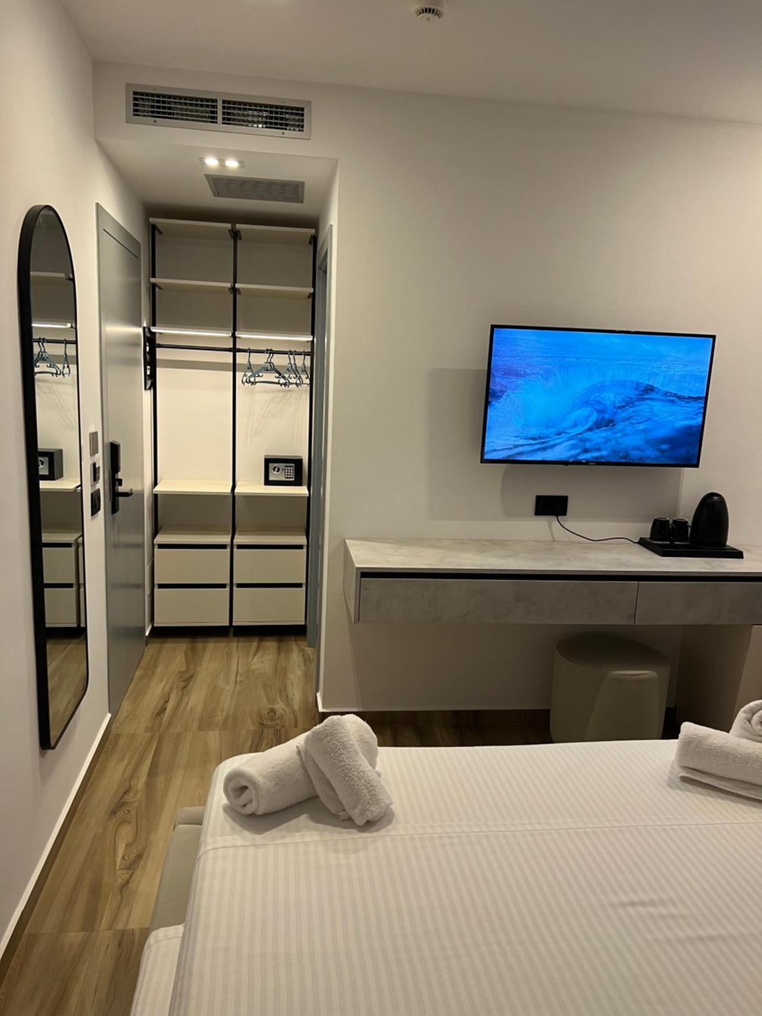 Hotel Resol 2 Ksamil Luaran gambar
